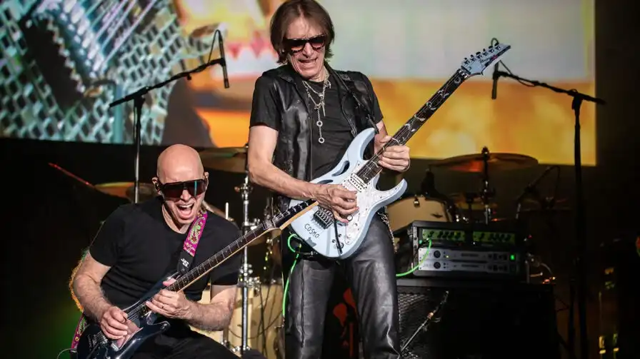 SatchVai Band - SatchVai Band (featuring Joe Satriani and Steve Vai)