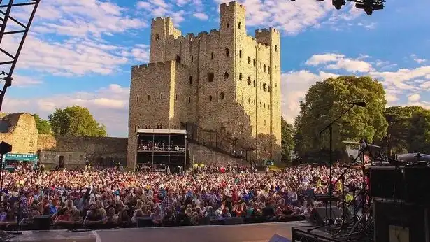 Various Artists - Symphonic Ibiza at Rochester Castle