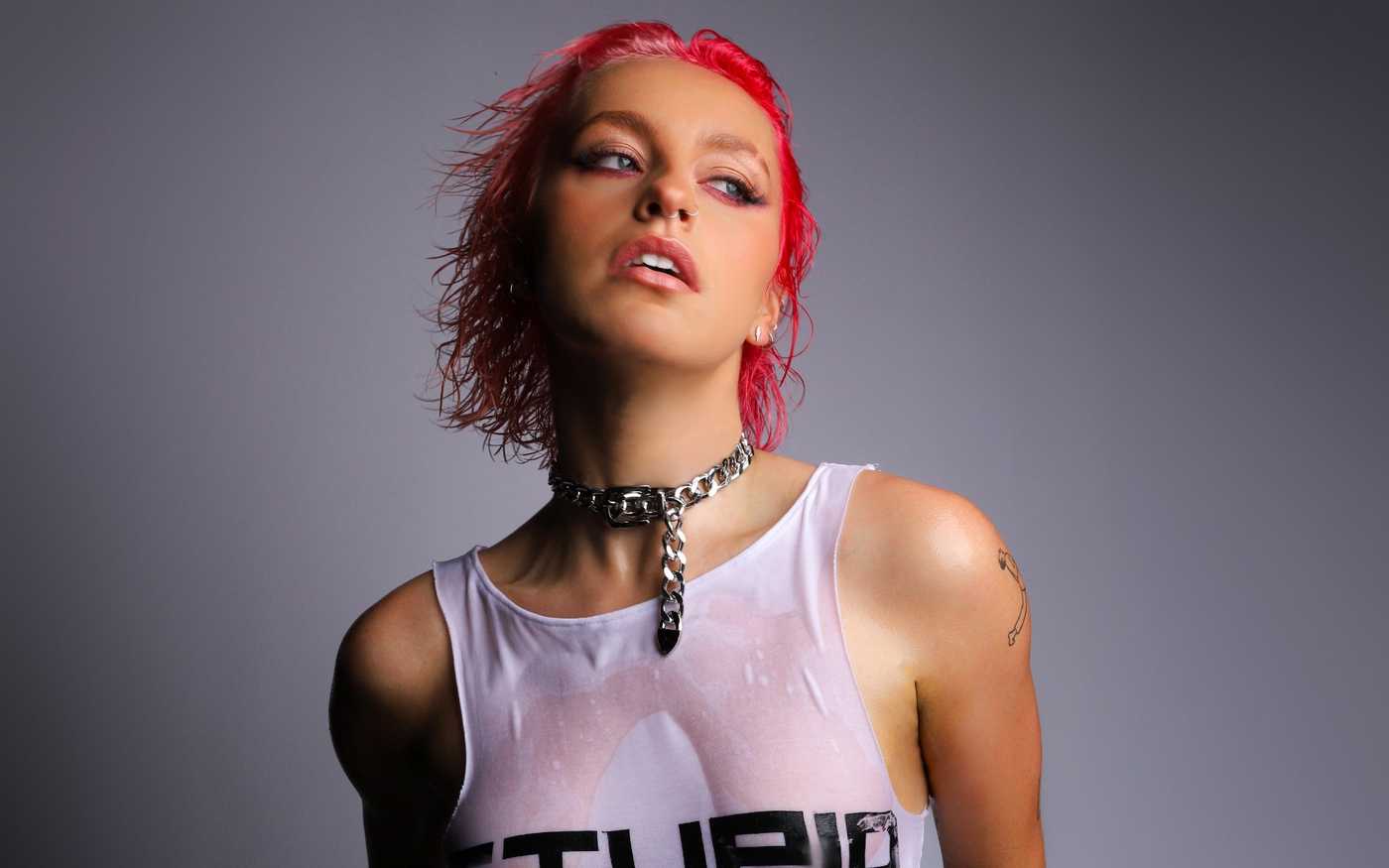 Beth McCarthy - Beth McCarthy: The Hot & Stupid Tour